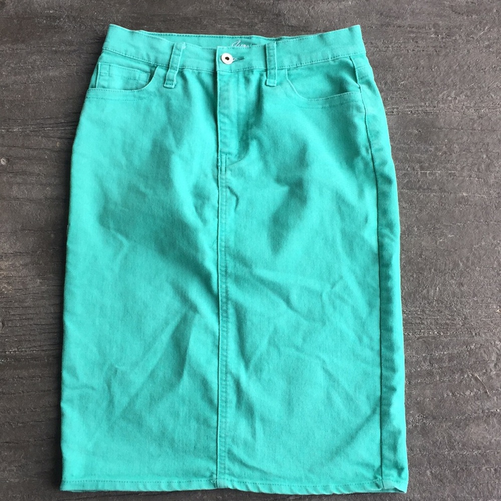 Beautiful aqua knee length denim skirt